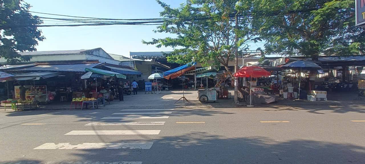 Cho thuê nhà mặt tiền Trần Lê, Cẩm Lệ, kinh doanh bất tận, giá chỉ 13 triêu/tháng