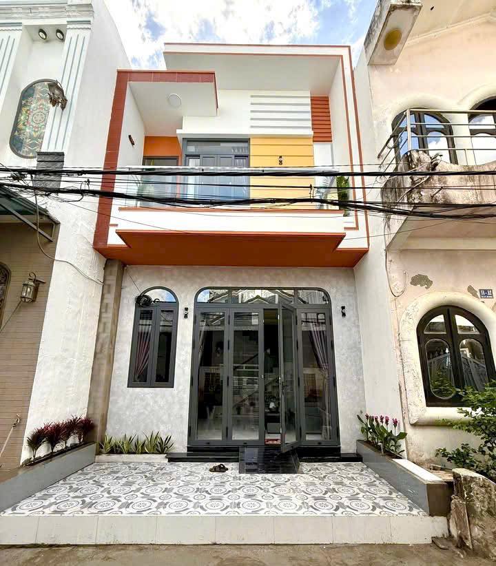 Chính chủ bán nhà trệt lầu mới tinh, full nội thất, ô tô tới cửa tại An Bình, Cần Thơ