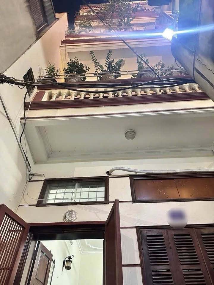 Nhà Đại La 38m2, 4 tầng, ngõ riêng, đón lộc về nhà