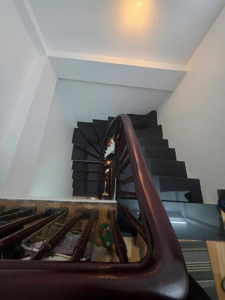 Nhà 5 tầng đẹp, full nội thất, gần ô tô tại Phú Lương, Hà Đông