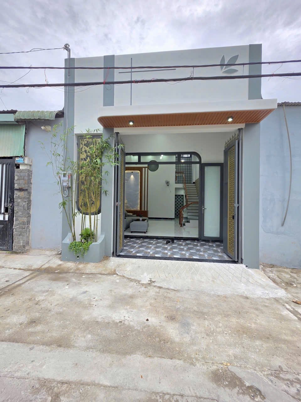 Nhà gác lửng hiện đại gần chợ đại lộ, Tân Biên cũ, Long Bình mới, Đồng Nai