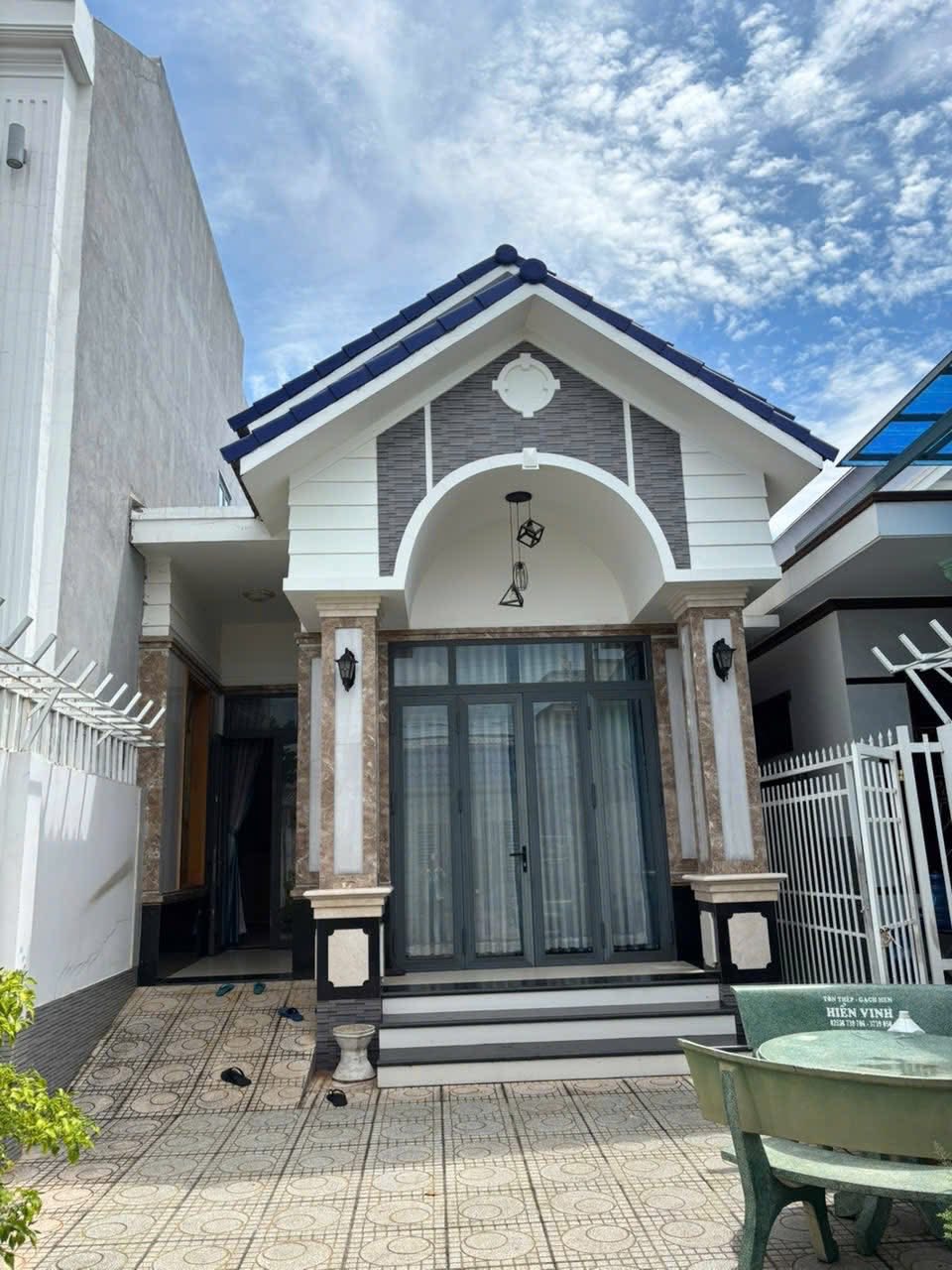 Cần bán nhà mặt tiền đường nhựa trung tâm Phú Hài, cách biển và thành phố Phan Thiết 2km