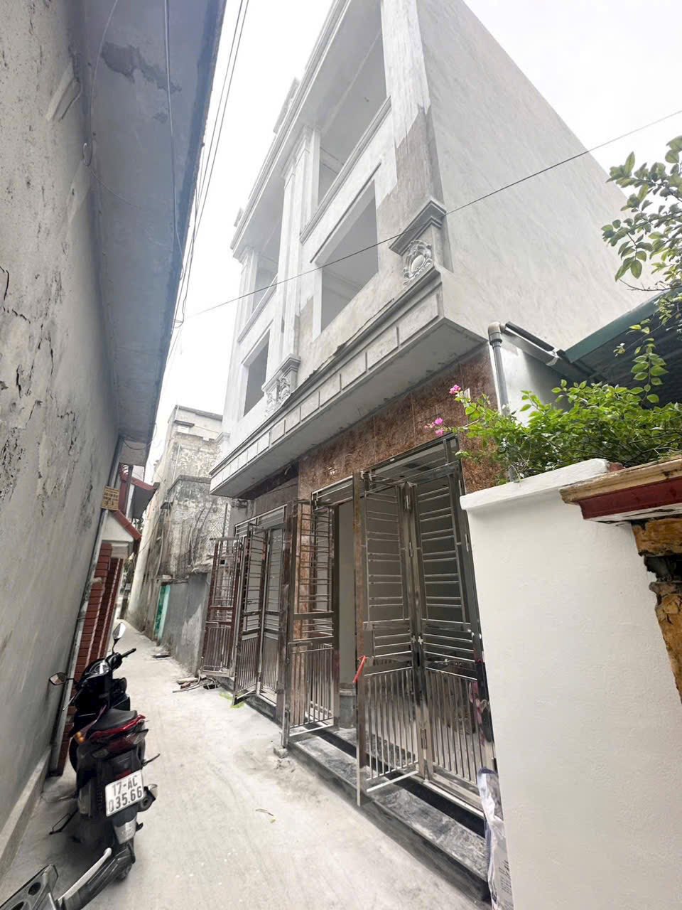 Bán nhà 3 tầng Nguyễn Trãi, hơn 1.9 tỷ, vị trí trung tâm thành phố Thái Bình cũ