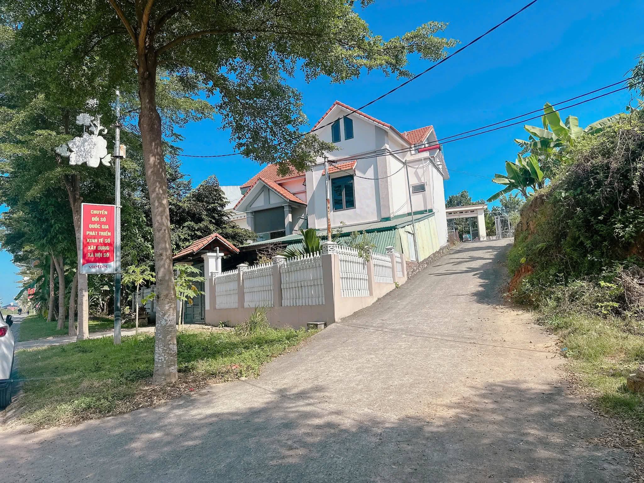 Bán đất mặt tiền 16.5m đường Phù Đổng, khu Hương Trầm, Dữu Lâu, diện tích 287m2