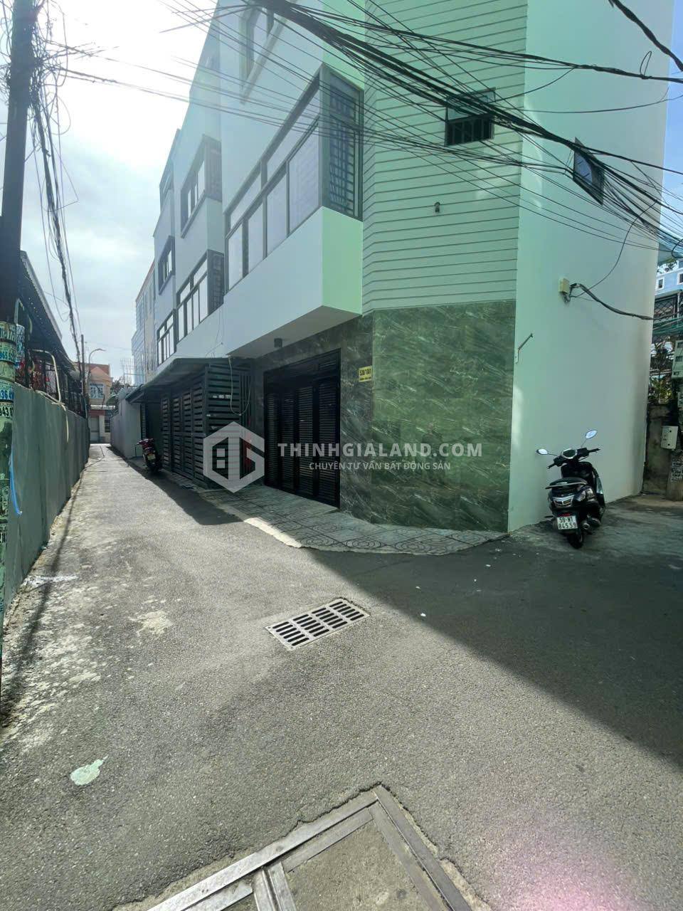 Siêu phẩm nhà 1 trệt 3 lầu đang chờ chủ mới tại trục đường Trương Công Định sầm uất