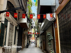 Căn nhà lô góc cực phẩm tại lõi Ba Đình, 35m2 xây 5 tầng kiên cố, thoáng sáng vô cùngG BÁC!