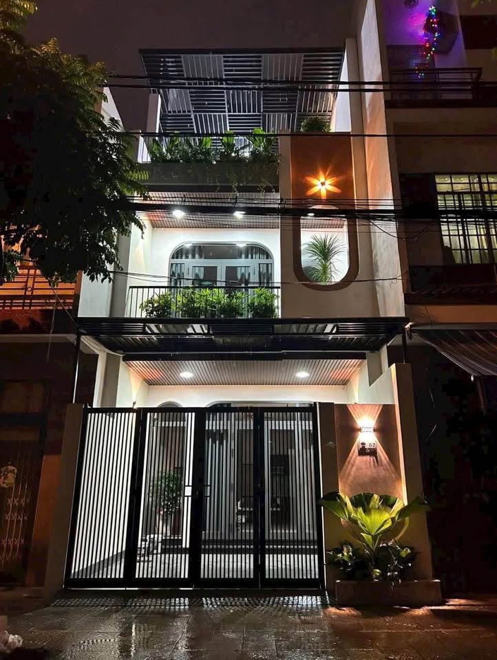 Nhà 3 Tầng Kiệt 5m Ô Tô, 55m2, Sát Đường Chính - Chỉ Nhỉnh 5 Tỷ