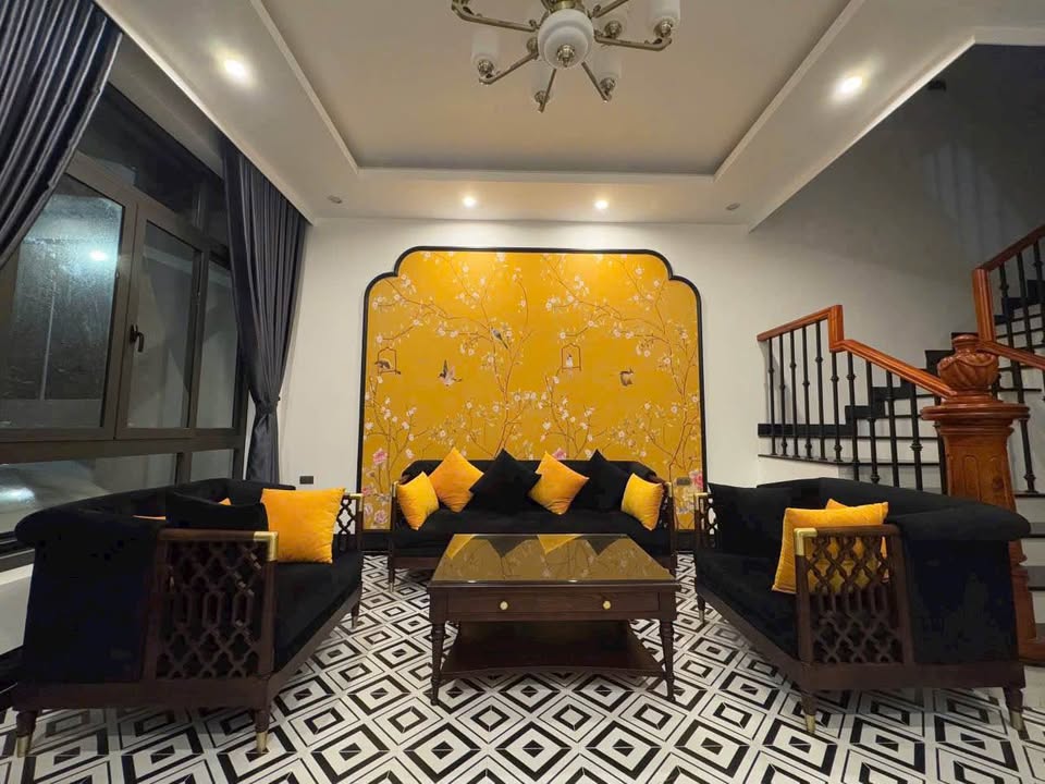 Nhà 3 tầng mặt tiền đường rộng 19.5m, hướng Nam, giá 6.5 tỷ thuộc khu quy hoạch Hoàng Quốc Việt, Huế