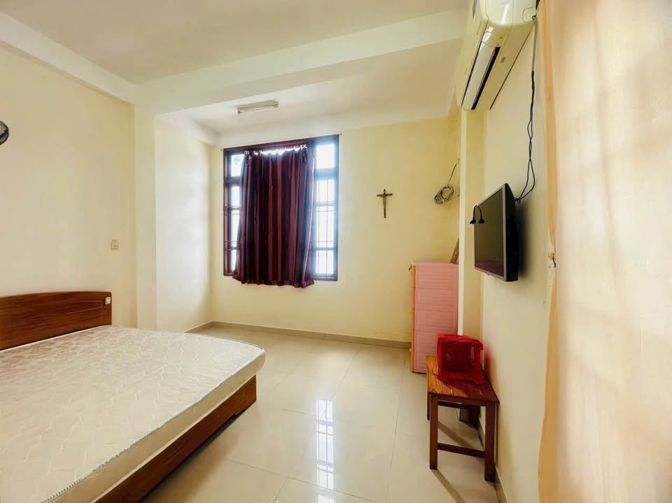 Bước vào căn nhà này, bạn sẽ cảm nhận được sự ấm cúng và tiện nghi ngay tại trung tâm Vũng Tàu