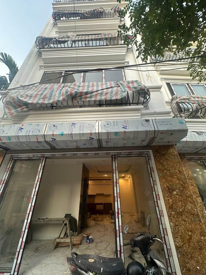 Bán nhà 5 tầng thang máy, lô góc, ô tô vào nhà tại La Khê, Hà Đông
