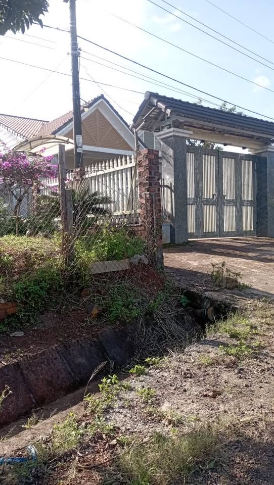 Bán mảnh đất 33m2 mặt đường nhựa Lê Thánh Tông, cách trung tâm Gia Nghĩa 5km