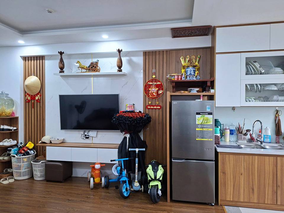 Bán căn hộ chung cư Tecco Bình Minh, 60m2, 2 phòng ngủ, ban công hướng Đông, view Vinhomes