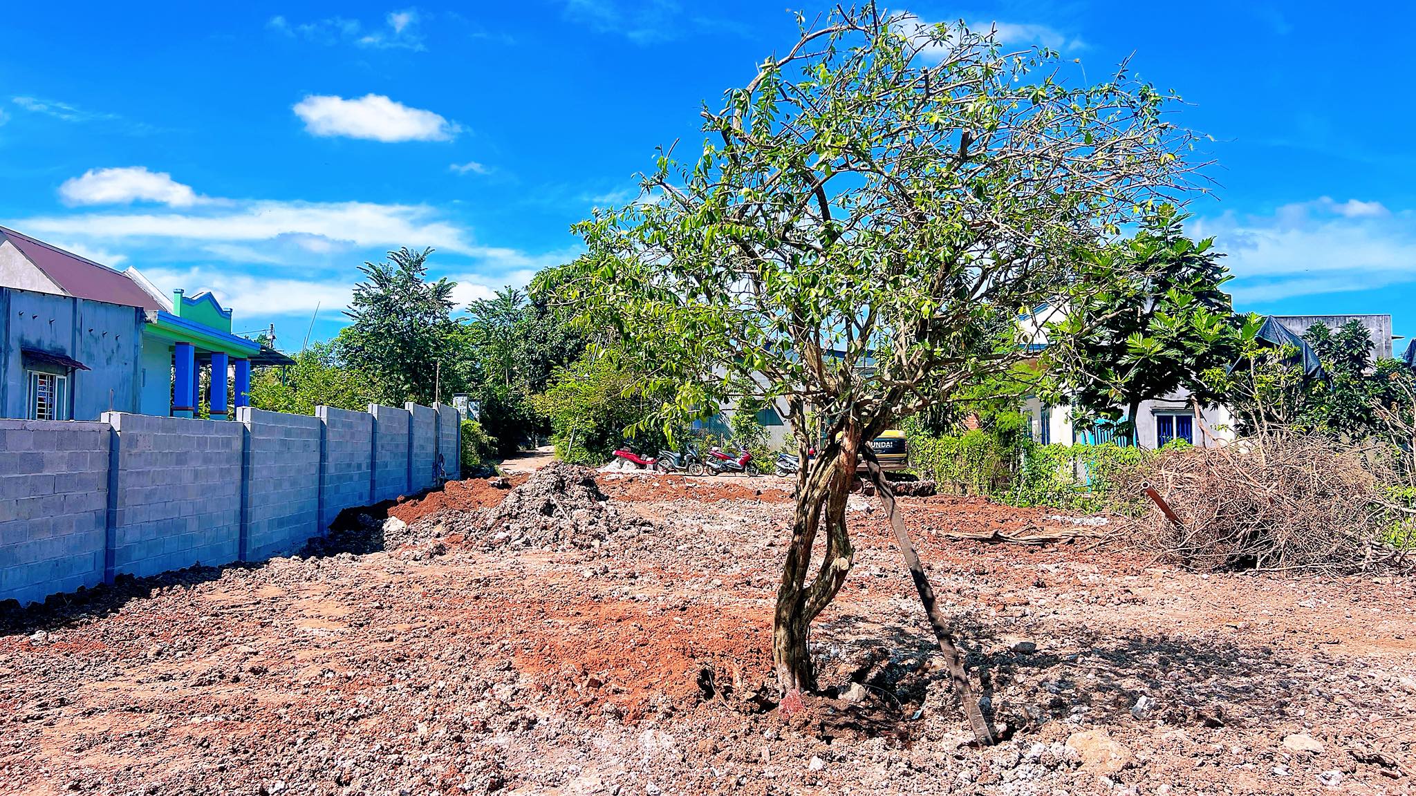 Bán đất nền Xuân Lộc, diện tích 10x22m, đường bê tông ô tô, giá 950 triệu