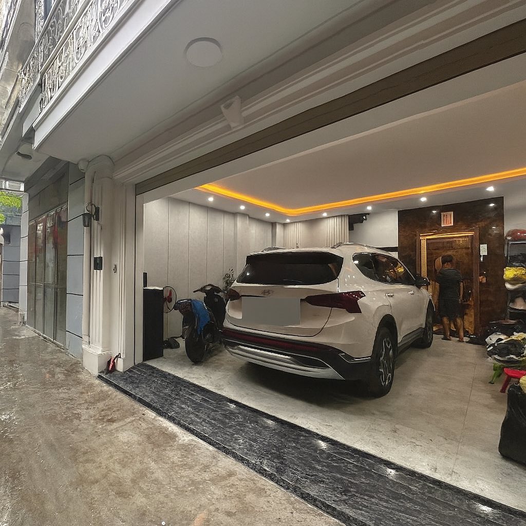 Siêu phẩm nhà lô góc 6 tầng tại Hoàng Văn Thái, sẵn sàng đón chủ nhân mới