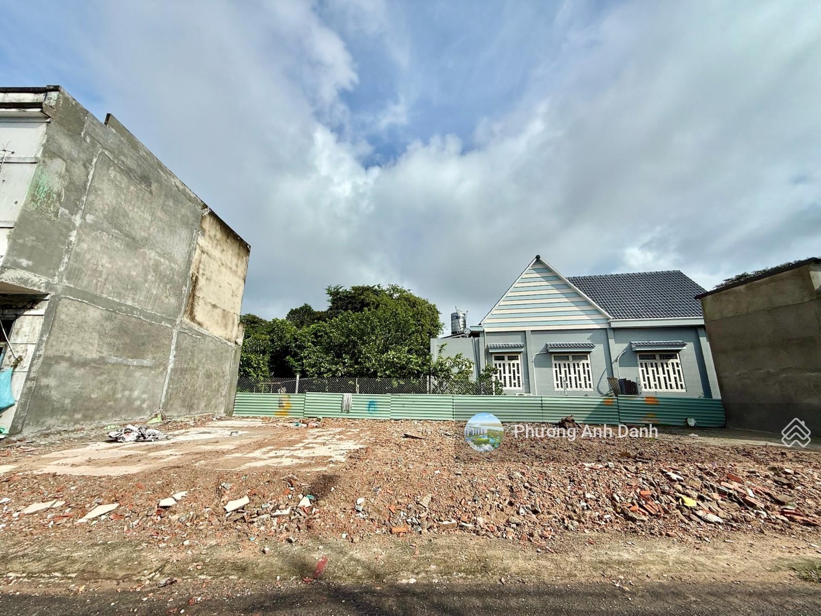 Giá siêu hời 599 triệu đất xây nhà TO full thổ cư 110m2 tại Phước Vĩnh An, Củ Chi, HCM