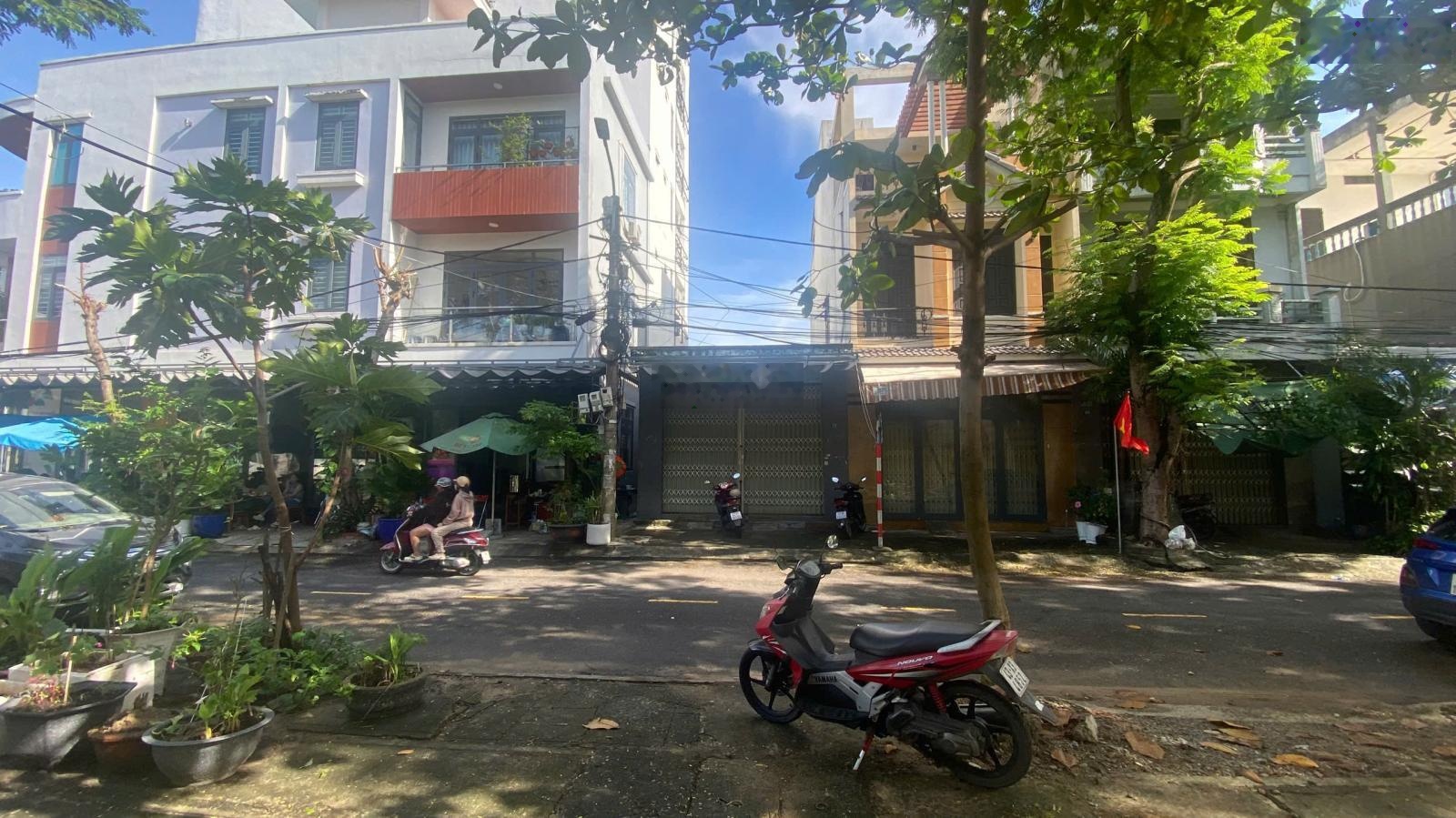 Cho thuê nhà mặt phố Đường Vũ Quỳnh,Thanh Khê, Đà Nẵng, 75m2, MT5, đường 5,5 giá 6,5 triệu.