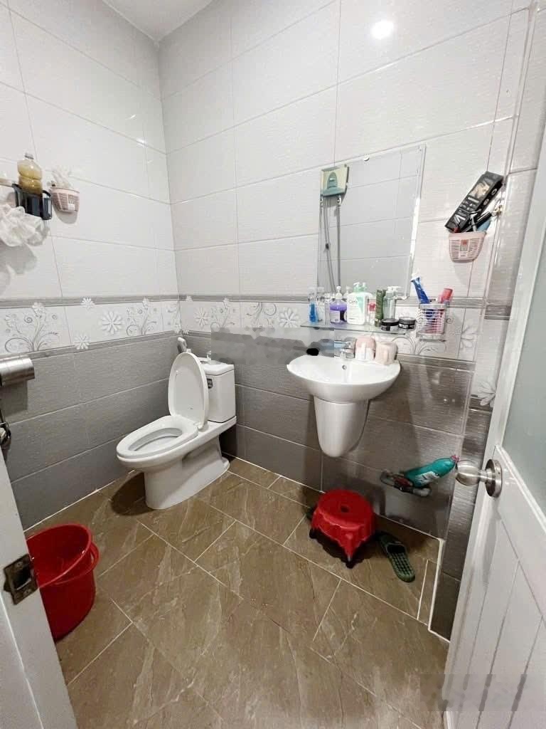 Chính chủ bán căn góc 2 mặt tiền đang kinh doanh cafe DT cho thuê 32 triệu/tháng 227m2