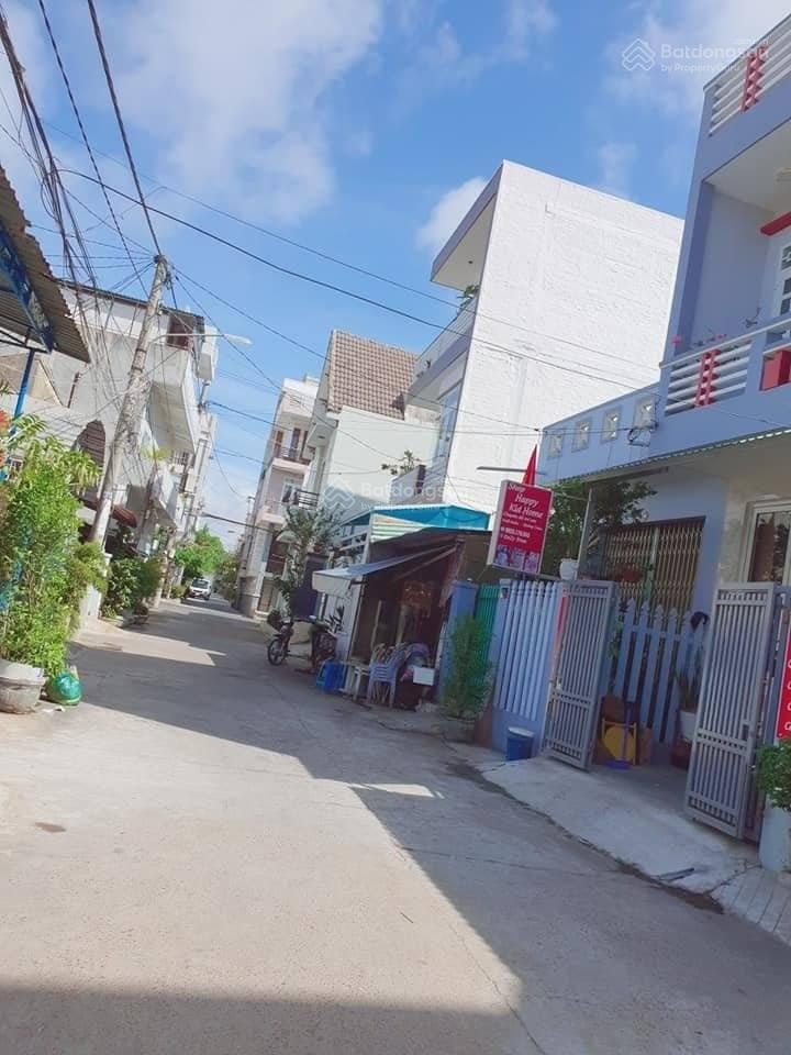 Bán gấp nhà Đào Văn Thử, Củ Chi, 1 trệt 1 lầu, diện tích 115m2, sổ riêng, 1,35 tỷ