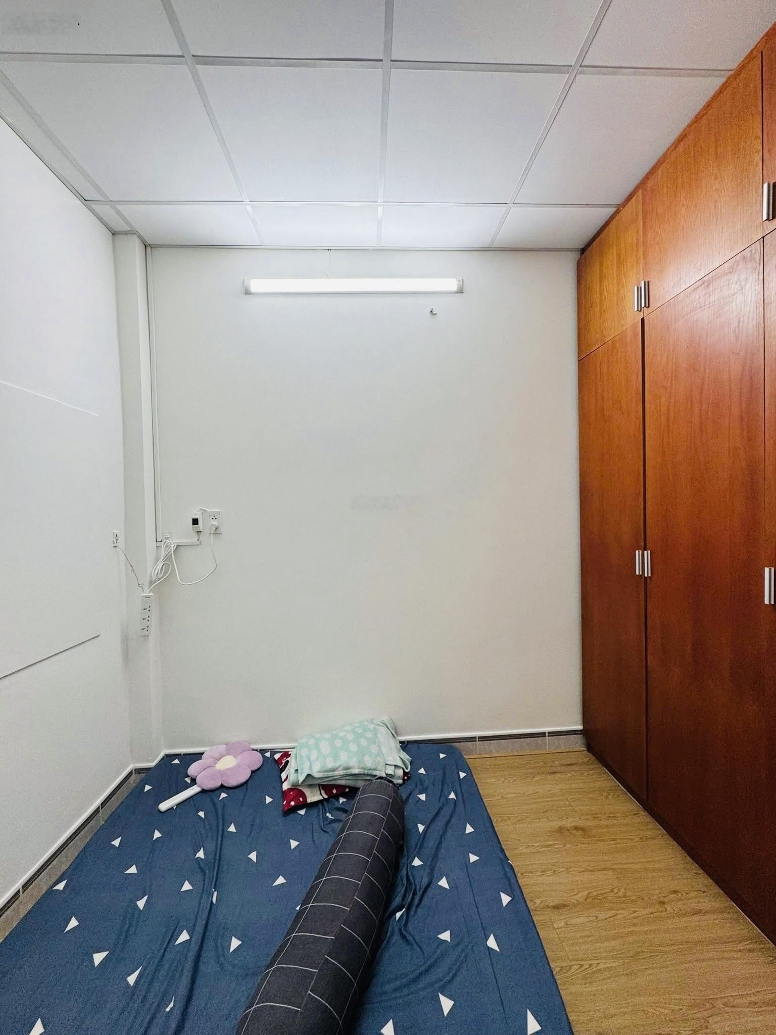 //đs44 p12GV hẻm 3m khu TT gần ST tiện ích xq 3x10 lầu 2pn2vs có balcon khu an ninh LH 0786555368