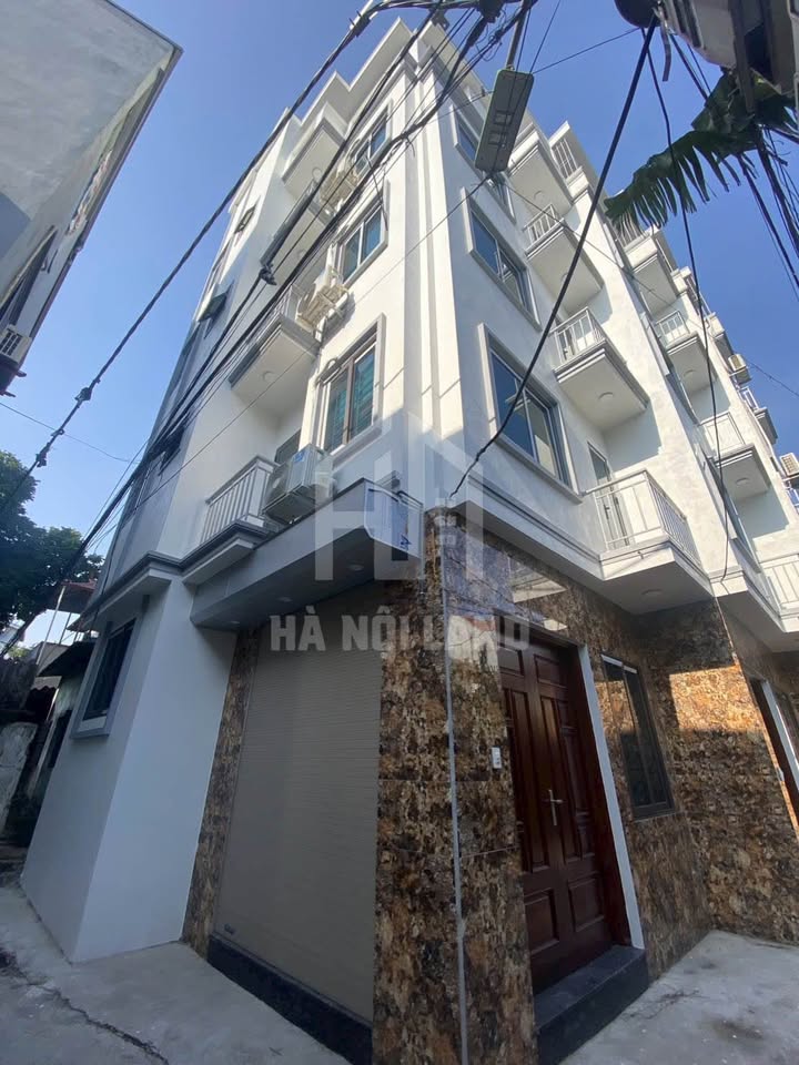 Bán nhà lô góc thoáng 3 mặt, có thang máy, ô tô vào nhà, gần Quận ủy Bắc Từ Liêm