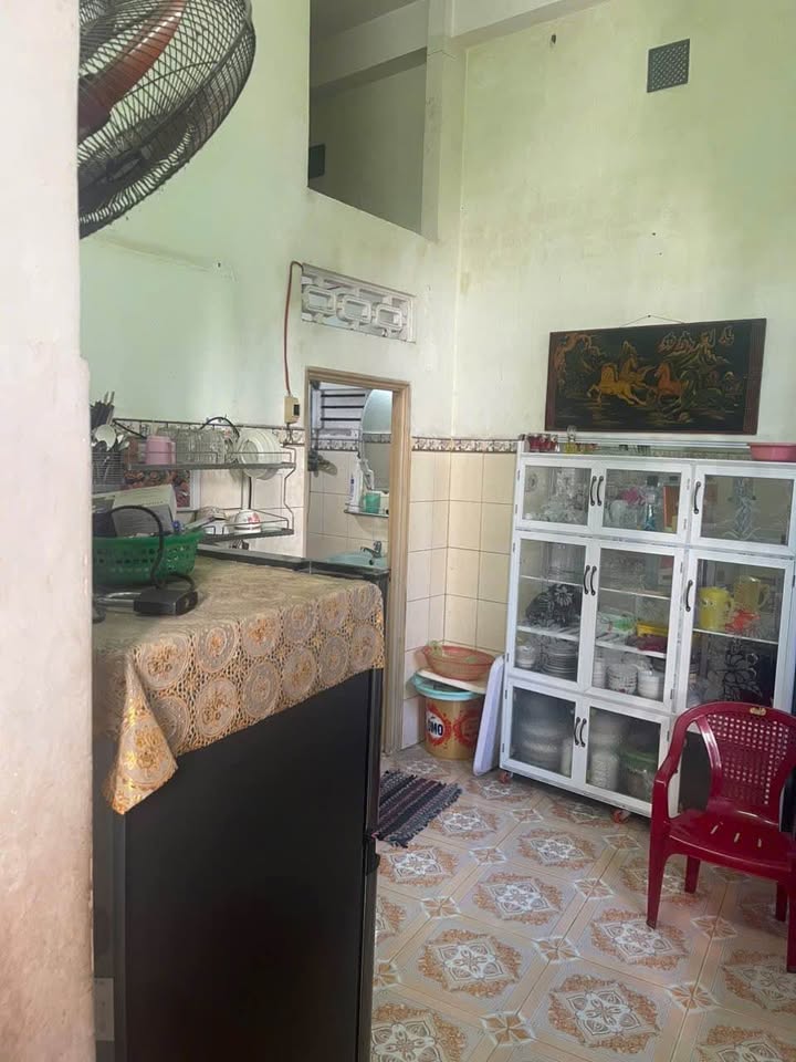 Ngôi nhà xưa trên con hẻm nhỏ, 2 tỷ 120 triệu