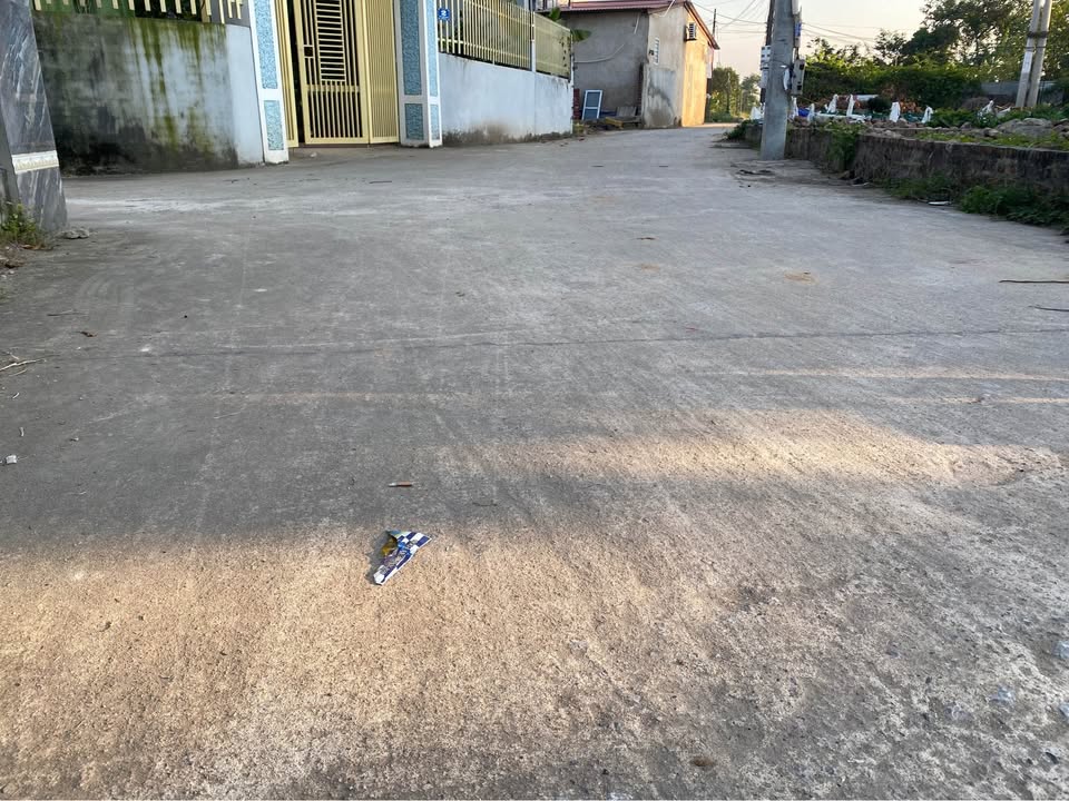 Bán đất Sóc Sơn, 100m2, mặt tiền rộng, gần chợ, trường, giá 2,97 tỷ