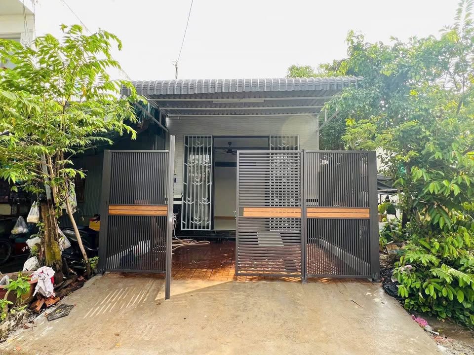 Nhà cấp 4 ấm cúng 2 phòng ngủ, 72m2 tại Long Xuyên