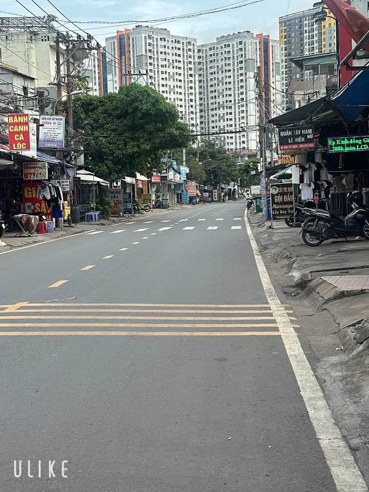 Mặt tiền Lê Thị Hoa, Thủ Đức, nhà 3 tầng 100m2, kinh doanh đỉnh, giá hời