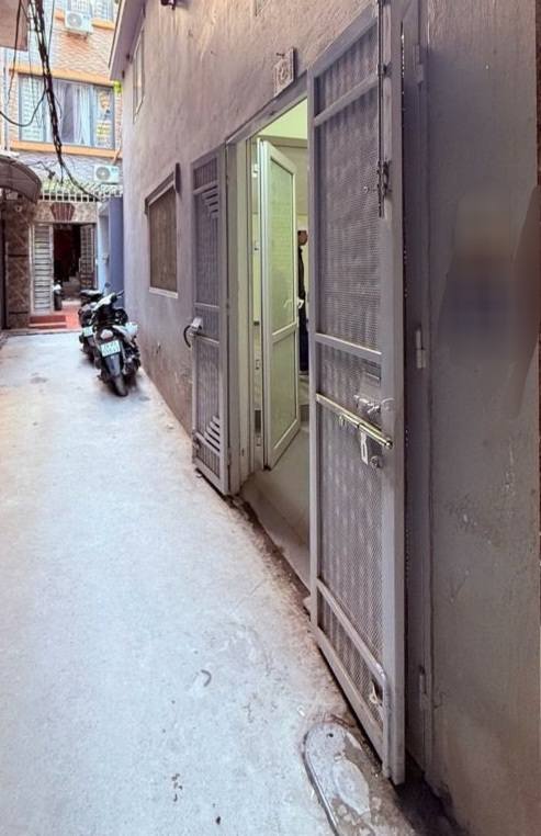 Chấn động nhà Đội Cấn 5 tầng nở hậu, mặt tiền 6m, ngõ thông, ô tô đỗ gần, giá chỉ nhỉnh 9 tỷ