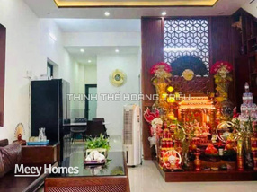 Nhà 2 tầng mặt tiền Bến Hải, vị trí vàng, nội thất sang, hướng Đông Nam, giá chỉ 2 tỷ