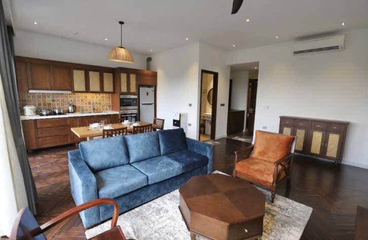 Nhà 7 tầng view Hồ Tây, ô tô tránh, dòng tiền khủng, liên hệ ngay