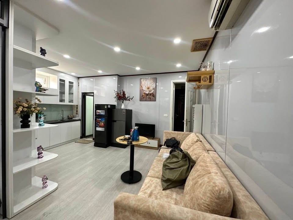 Nhà Xã Đàn, 60m2 full nội thất, 2 ngủ, ô tô sát nhà, giá nhỉnh 2 tỷ