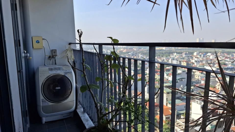 Căn hộ lô góc tầng cao, 70m2, full nội thất, view thoáng đãng