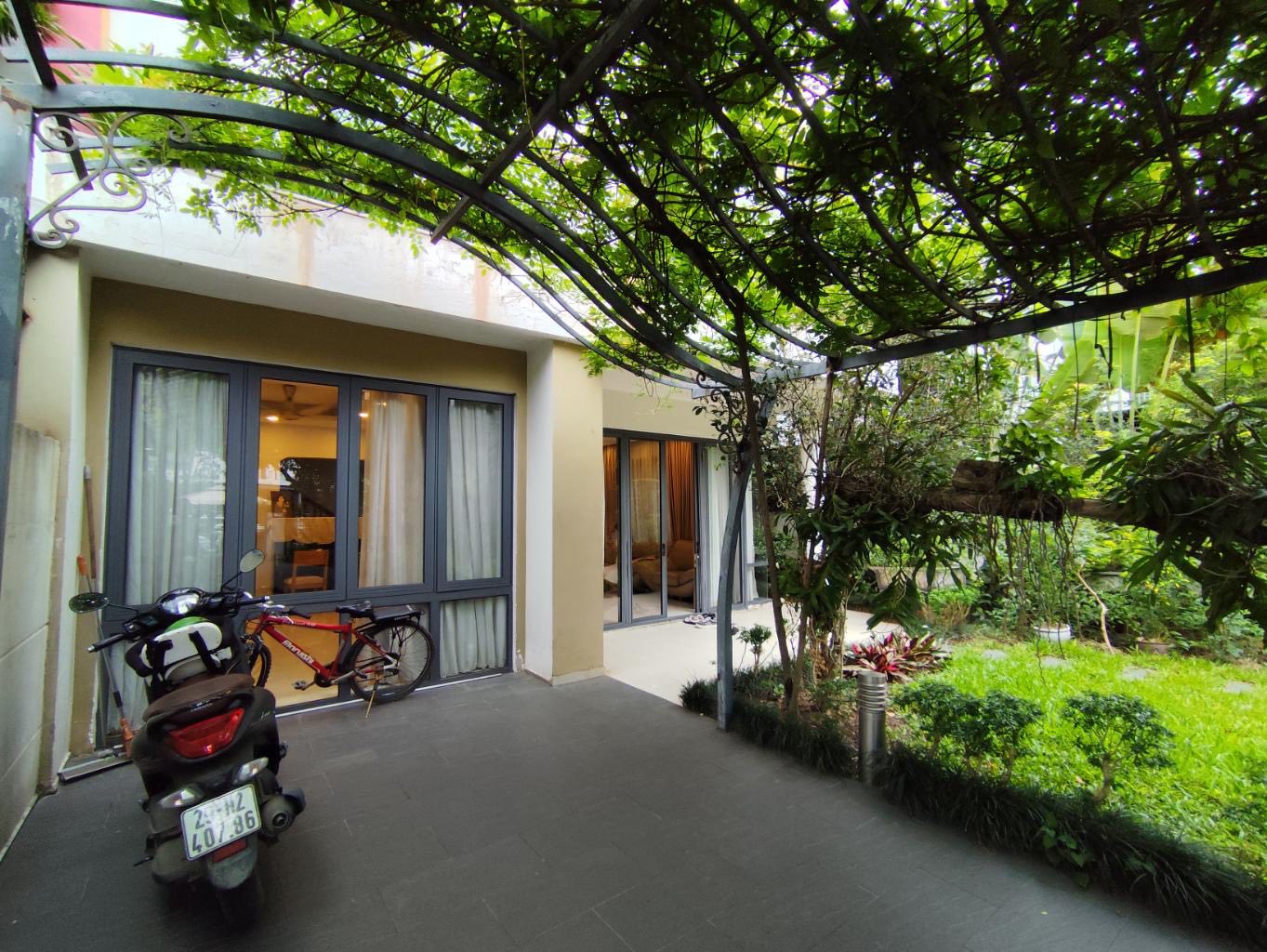 Biệt thự 145m² mặt tiền rộng, kinh doanh tốt, 5 tầng, 55 tỷ