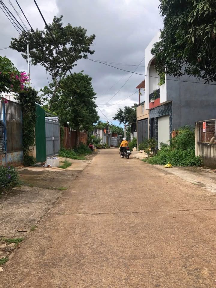 Ba lô đất vàng Buôn Ma Thuột, đường rộng thênh thang, giá mềm xao xuyến