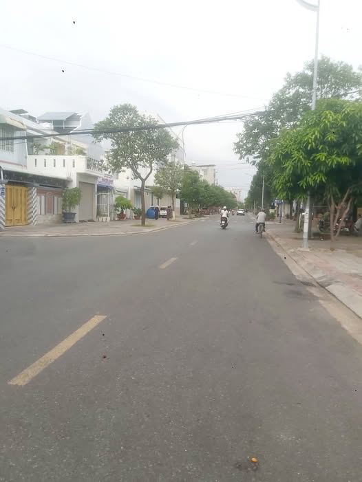 Nhà 1 trệt 2 lầu mặt tiền Lê Thánh Tông, Vũng Tàu kinh doanh bất tận, sinh lời cực đỉnh