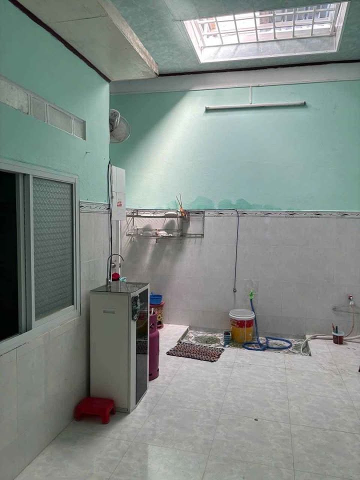 Nhà Ngô Mây, Quy Nhơn 61,8m2, ngang 12,32m, giá 2,1 tỷ, sổ đỏ chính chủ