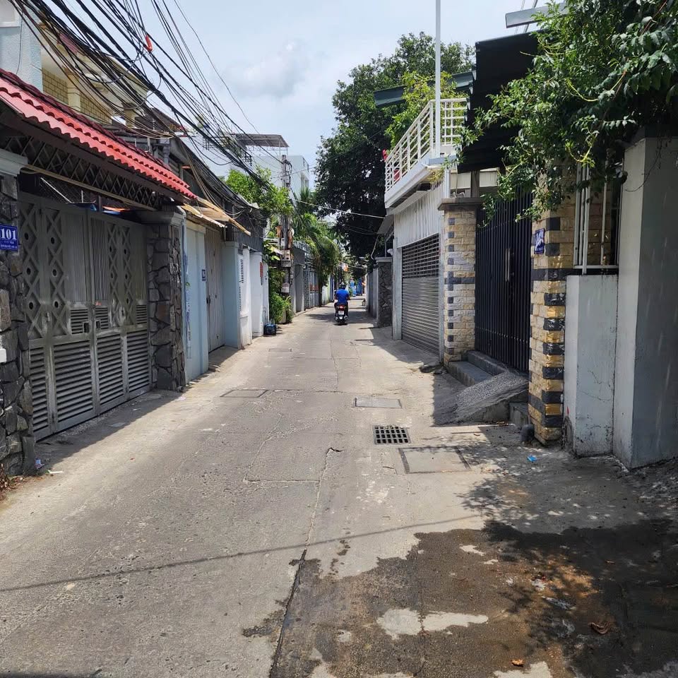 Bán nhà cấp 4 góc 2 mặt tiền, 55.3m² tại Nha Trang