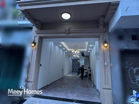 Nhà mặt tiền kinh doanh đường Huyền Quang, Quận 1 - 4 ngủ, 3 tầng