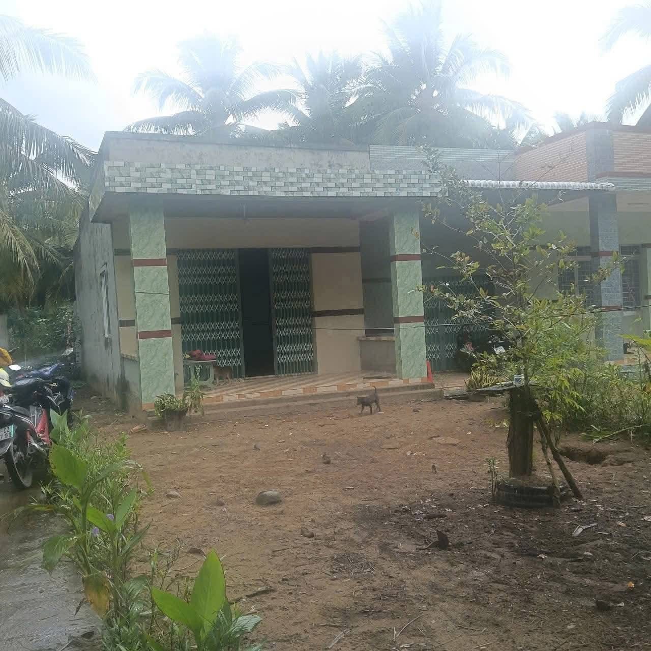 Bán gấp nhà đất 245m² mặt tiền thoáng tại Tân Thanh, Giồng Trôm, Bến Tre - Giá 430 triệu