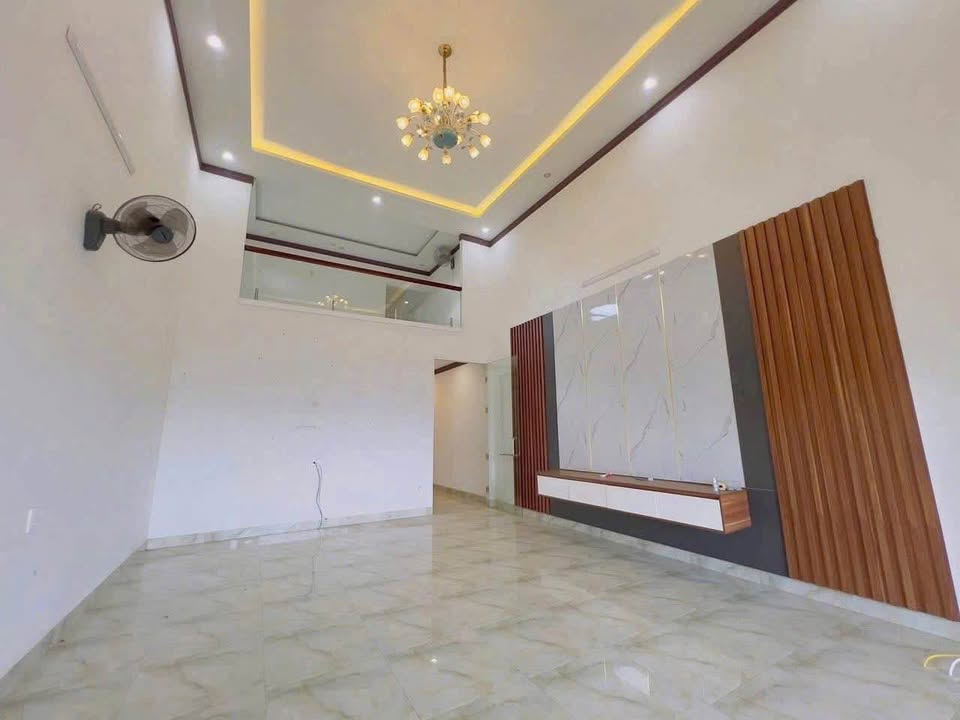 Giao lộ vàng Phạm Văn Đồng, nhà mê lửng đón tài lộc, kinh doanh thịnh vượng