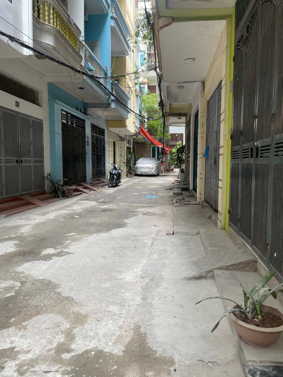 Nhà 5 tầng thang máy Đường Láng, Đống Đa, 43m2, ô tô đỗ cửa, 2 thoáng vĩnh viễn