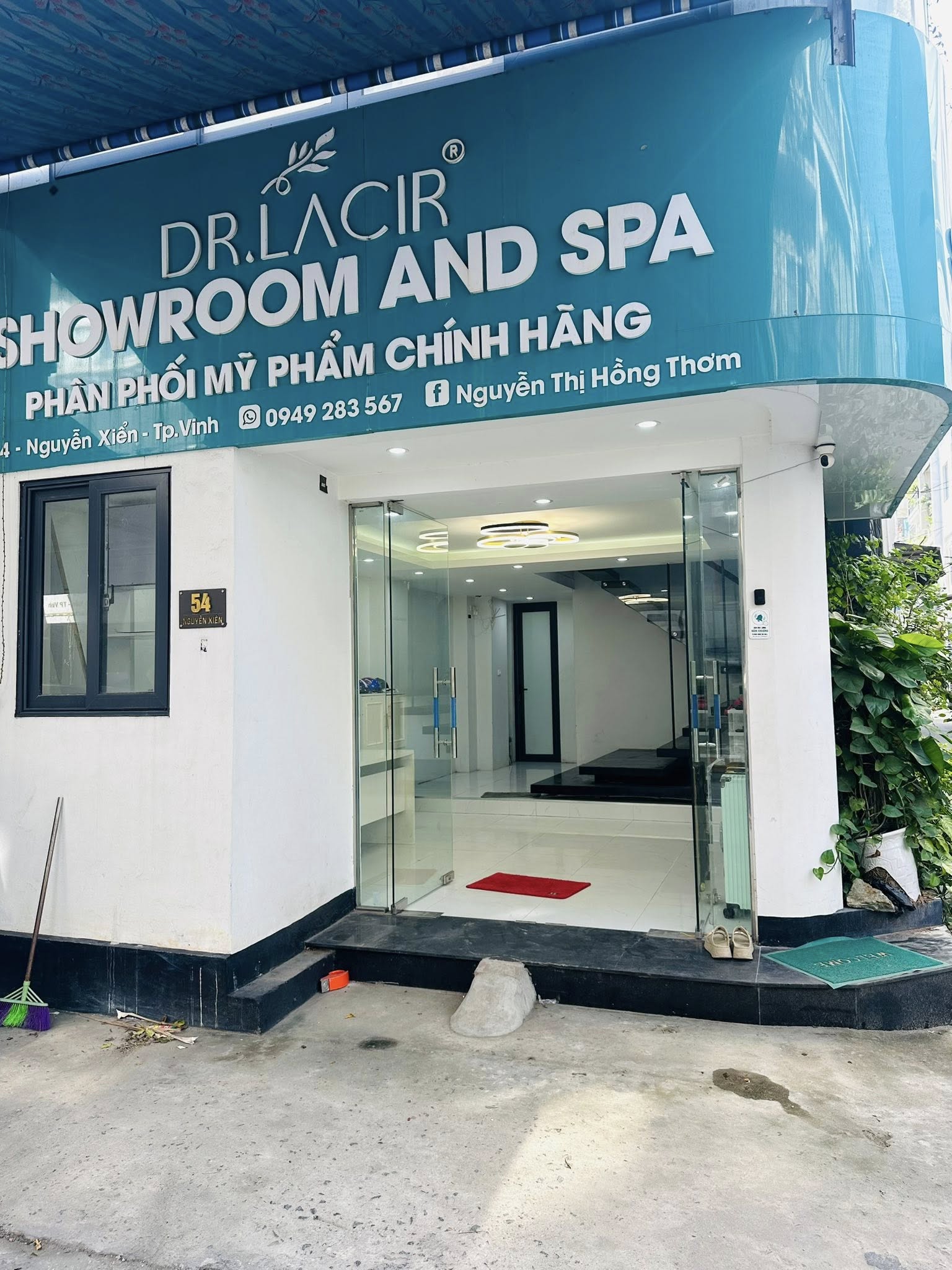 Bán nhà 5 tầng, 2 mặt tiền trung tâm thành phố Vinh, kinh doanh sầm uất