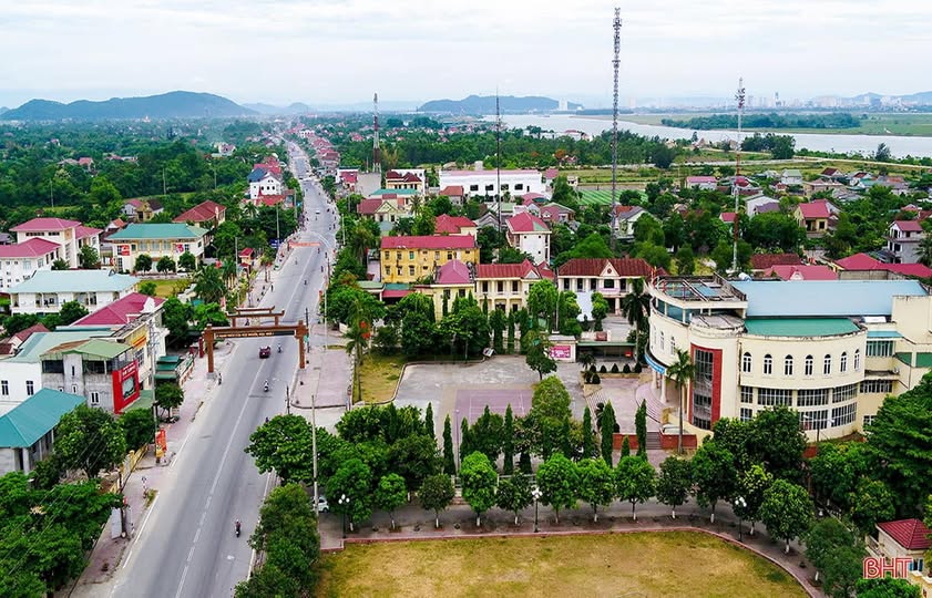 Lô đất 140m2 tặng nhà 1,5 tầng, tuyến 2 Nguyễn Nghiễm, Nghệ An