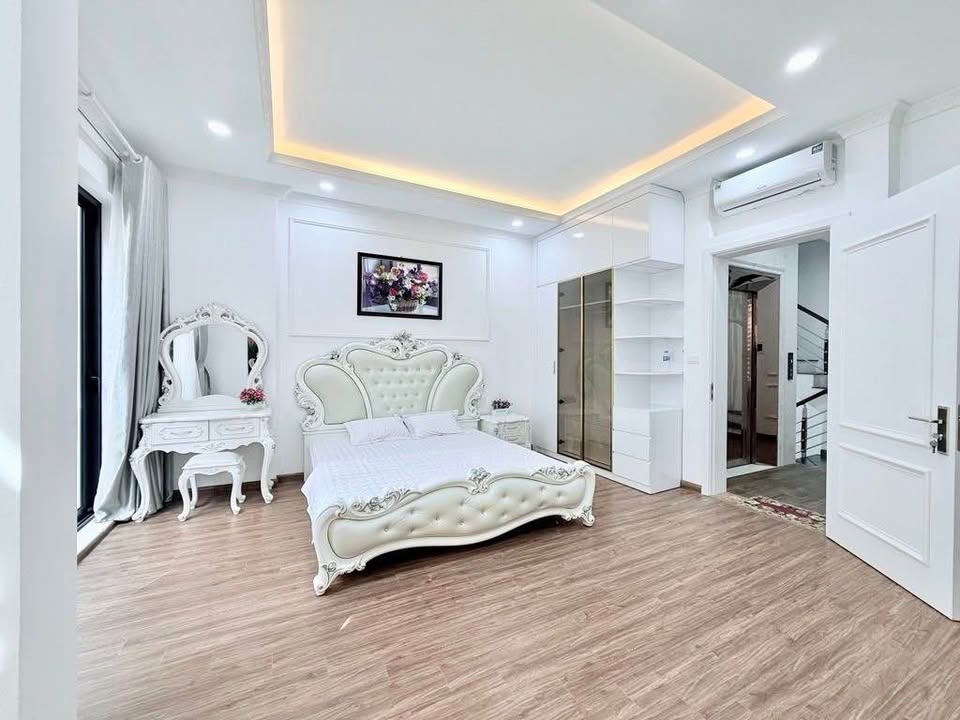Bán nhà 7 tầng mặt tiền 5.5m, 58m², full nội thất, Đống Đa, Hà Nội
