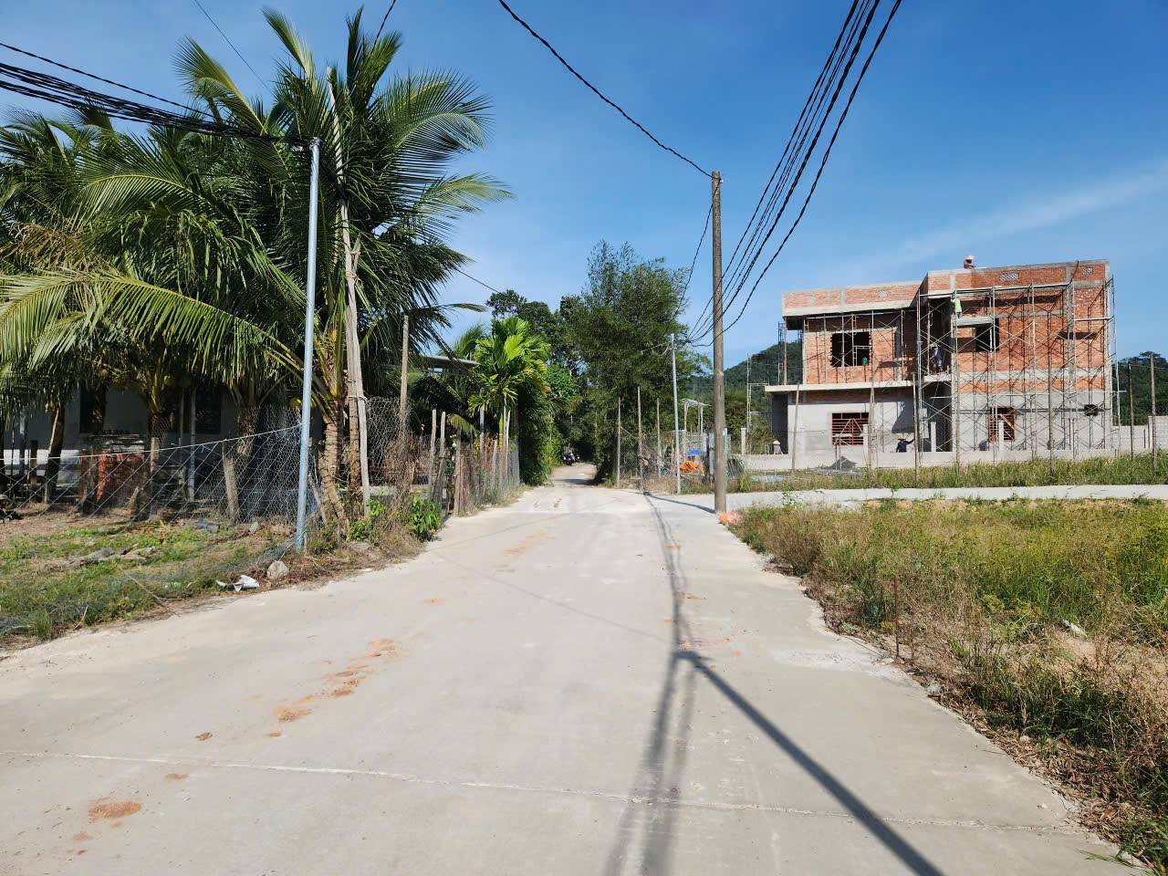 Đất vàng Phú Quốc, 500m2, vị trí đắc địa, giá chỉ 1.8 tỷ