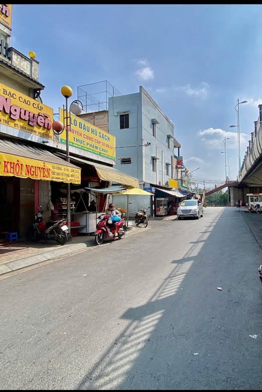 Nhà góc 2 mặt tiền Bến Tre, dòng tiền 16 triệu/tháng, giá 3.2 tỷ