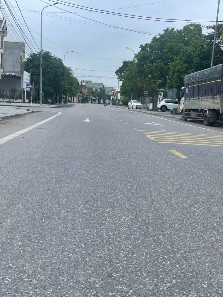 Đất vàng trung tâm Lưu Vệ diện tích đẹp, giá hời