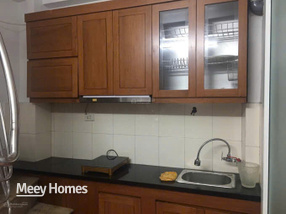 Cho thuê nhà 4 tầng, 2 phòng ngủ tại ngõ phố Hàng Lược, gần chợ Đồng Xuân, giá 7.5 triệu/tháng