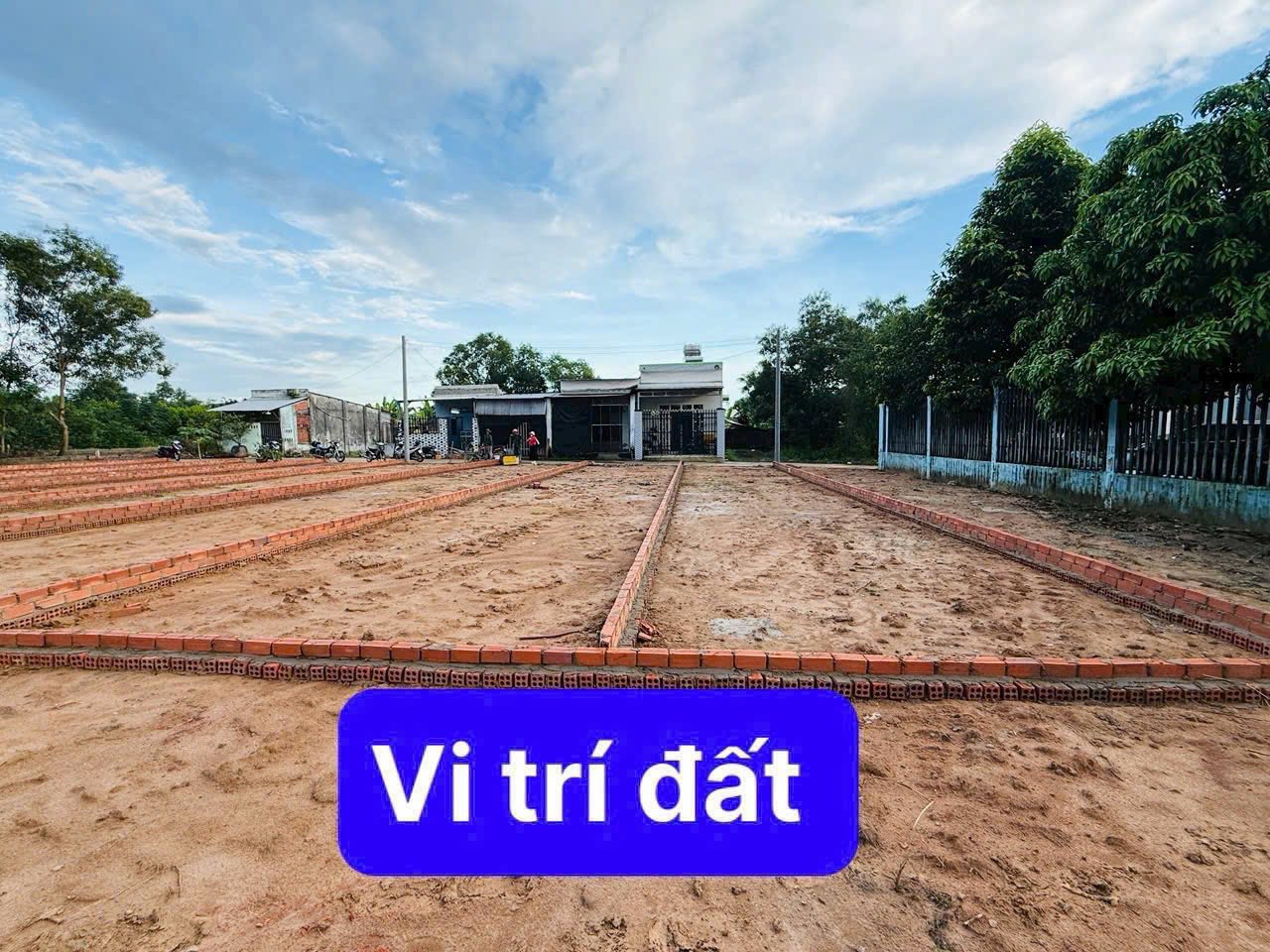 Bán đất Vĩnh Thanh, Nhơn Trạch, hẻm thông, ô tô ra vào thoải mái